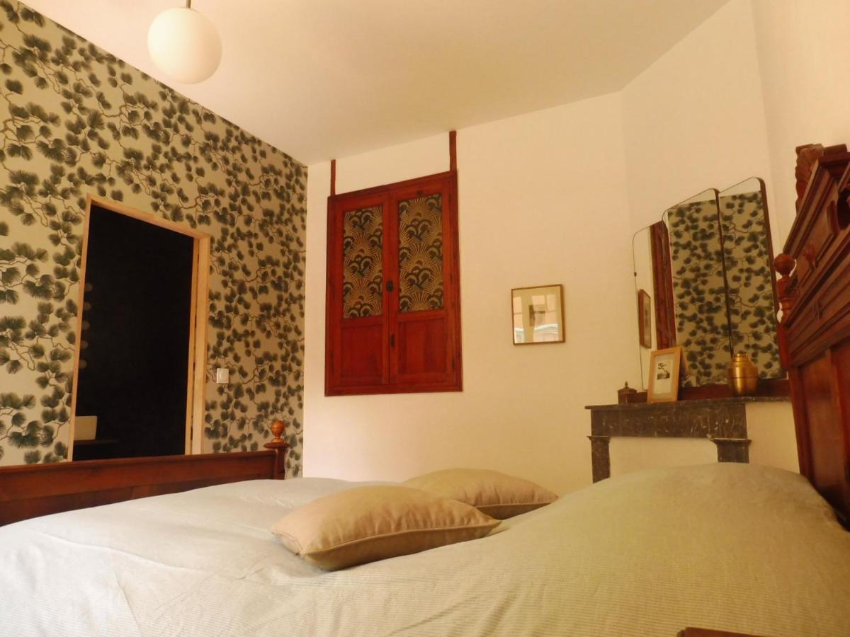 בנרס-דה-ביגור Charmant Appartement Sur Cour, Le Berlingott מראה חיצוני תמונה